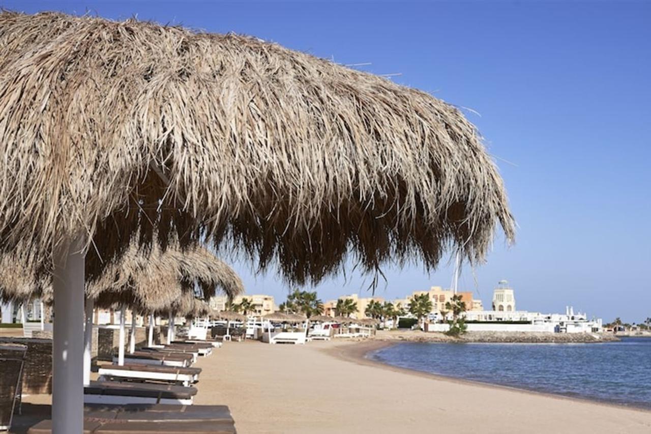 Turtle'S Inn Hotel Hurghada Exteriör bild
